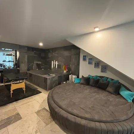 Night Pearl * Trogir